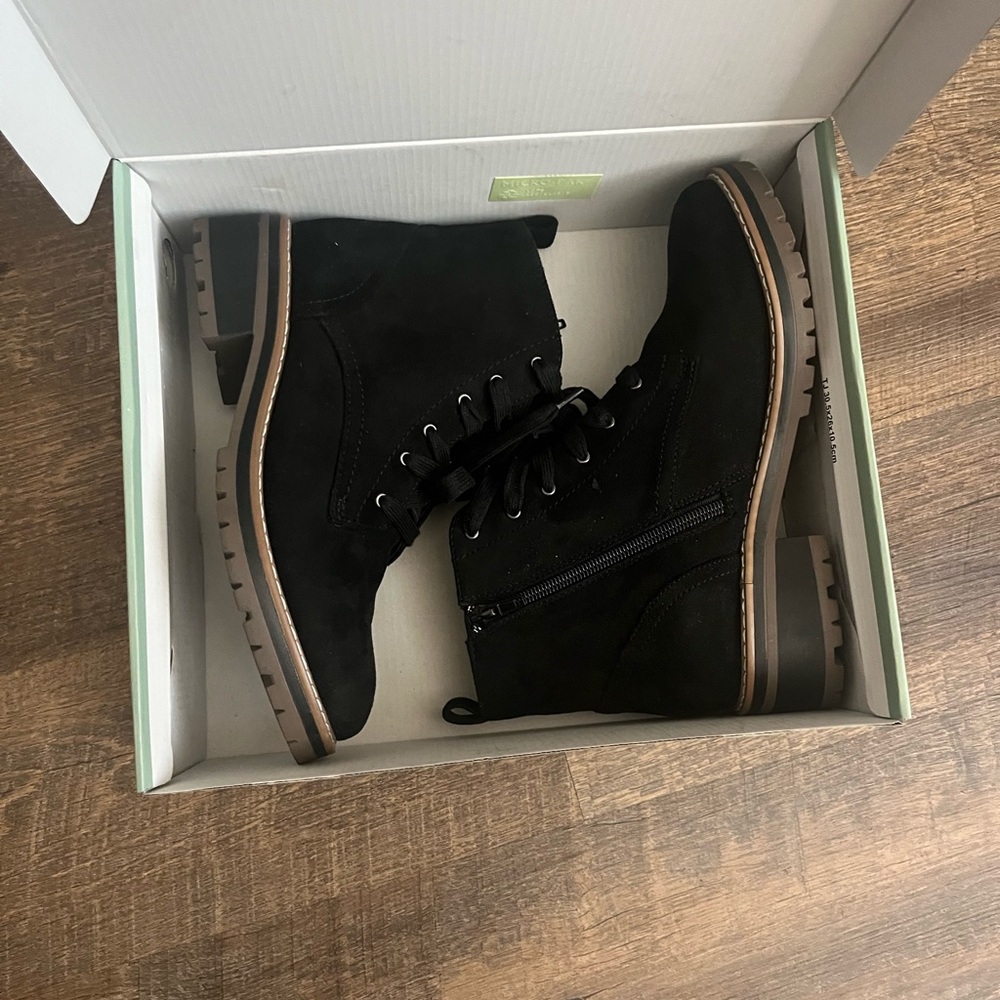 Kensie Black Lace Up Boots